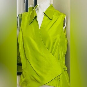 Jessica Howard Lime Green Sleeveless Blouse